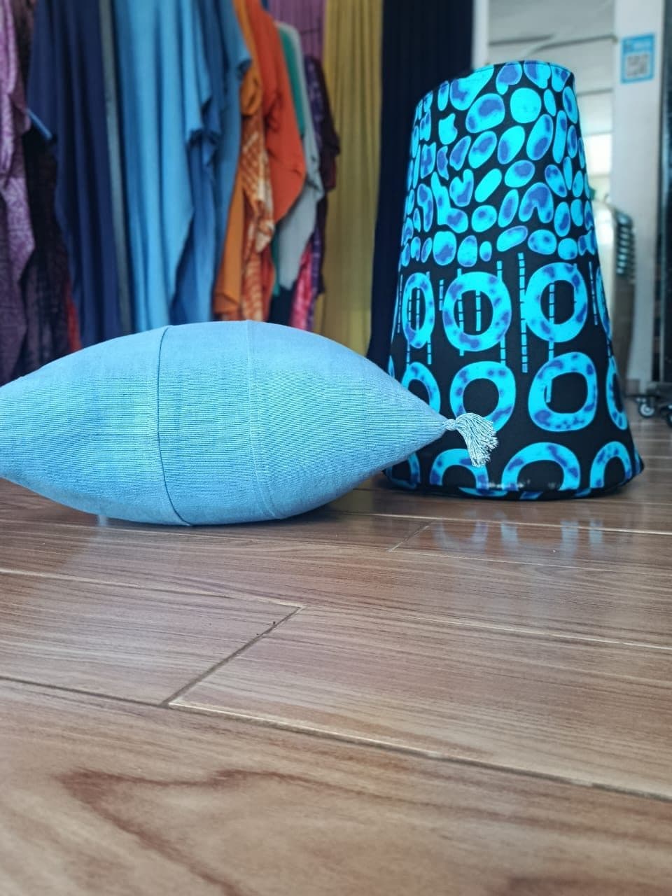 Panier à linge tissu wax et cuir