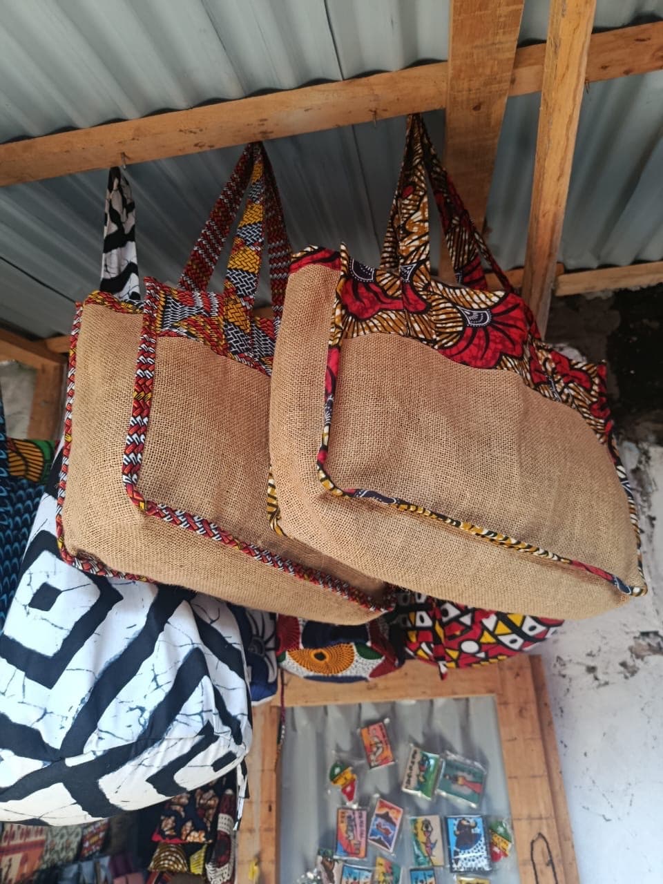 Sac en wax et tissu d’une autre marque