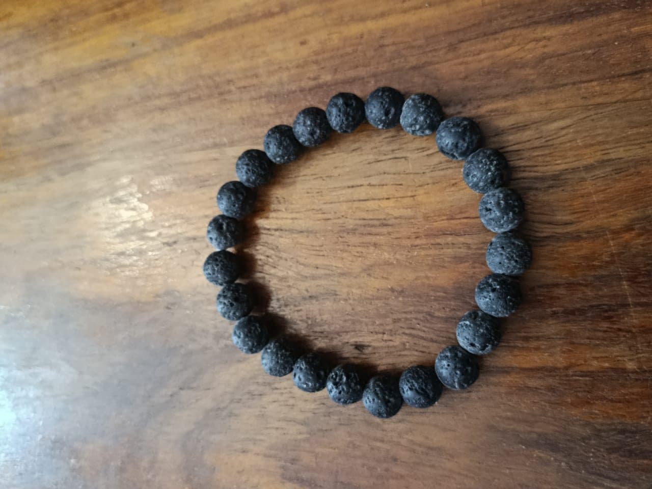 Bracelet pierre volcanique